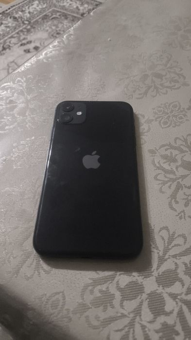 Продам Айфон 11 128гб АКБ 75%