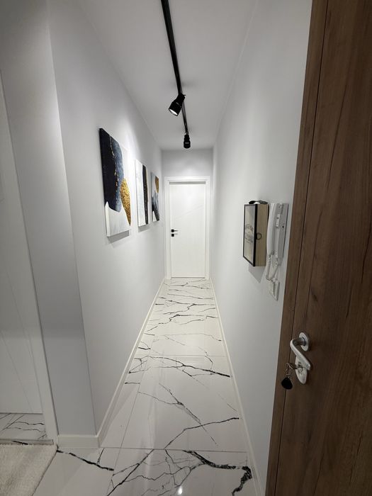 Продава се Тристаен апартамент в Пловдив, Беломорски - 100 кв.м за 2400 €/кв.м - Снимка #13