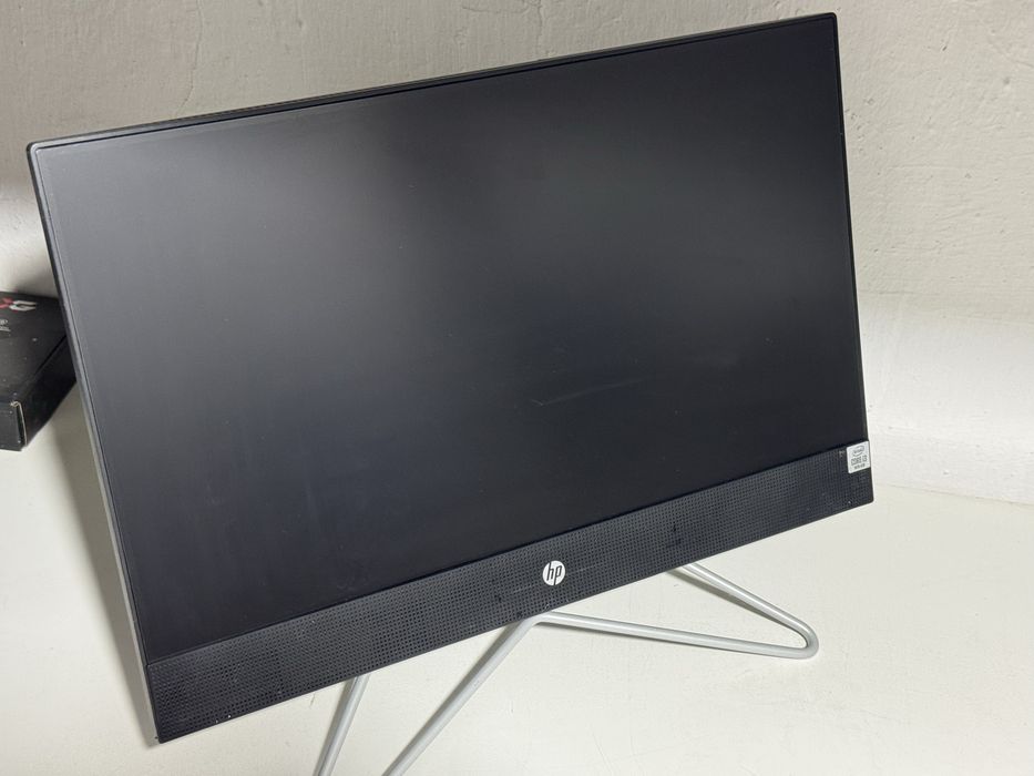 Срочно,новый моноблок hp i3 10th