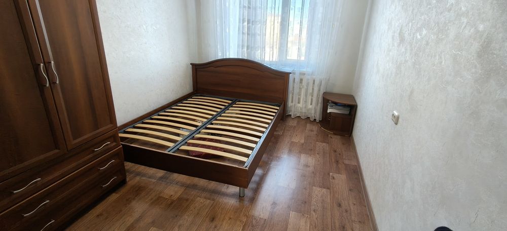 Кровать двух спальный 160*200