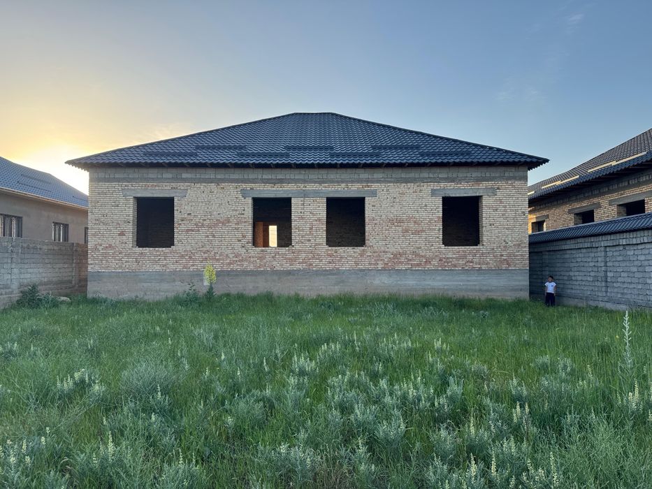 Үй сатылады 8 сот