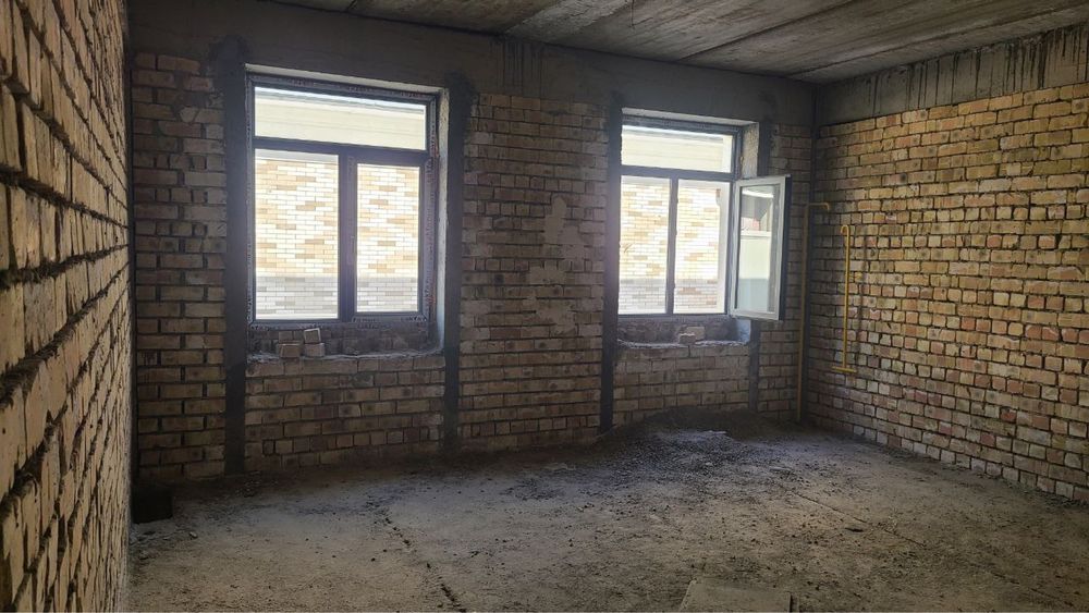 6комнатная двухуровневая квартира 126 кв. Хонабод курувчилар строители