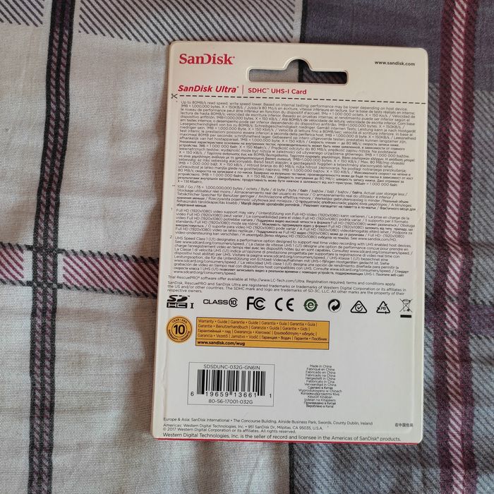 Продам новые оригинальные карты памяти SanDisk 32gb