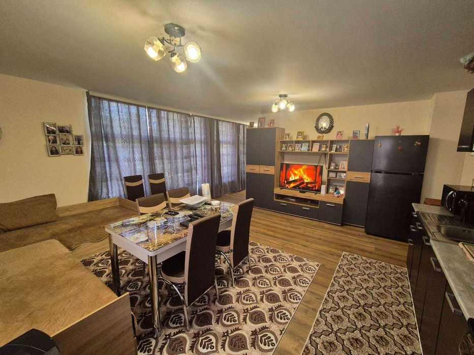 Продоваме обзаведена къща в гр. Левски !