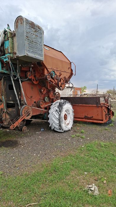 Комбайн Енисей - 1200