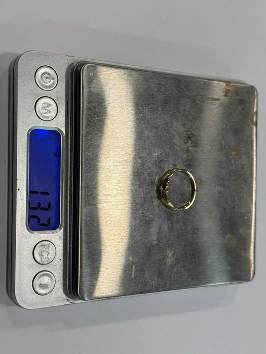 Златен пръстен 14К – 1.32 г – Нов