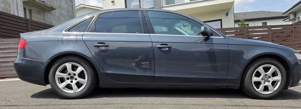 AUDI A4 2010 — imagine 2
