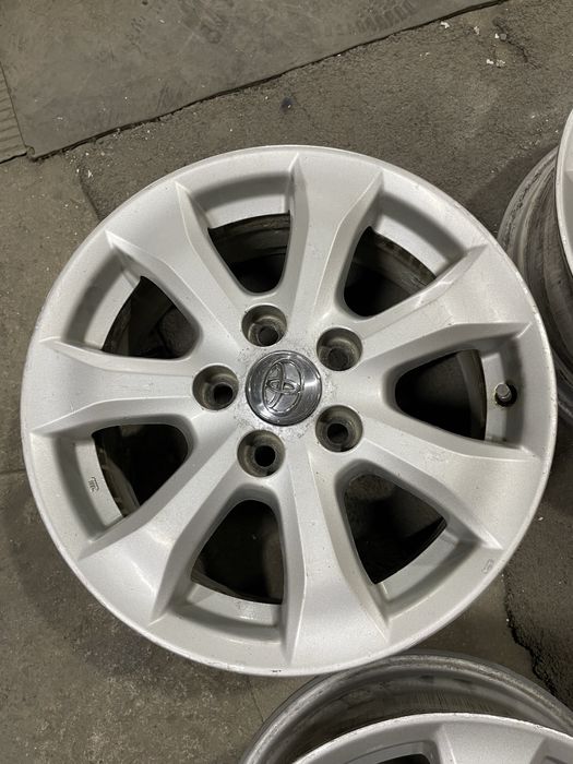 Продам диски от камри 45 р16 оригинал