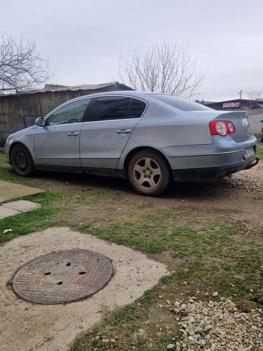 De vanzare Vw passat 2.0 tdi  2006    pret 1500 euro