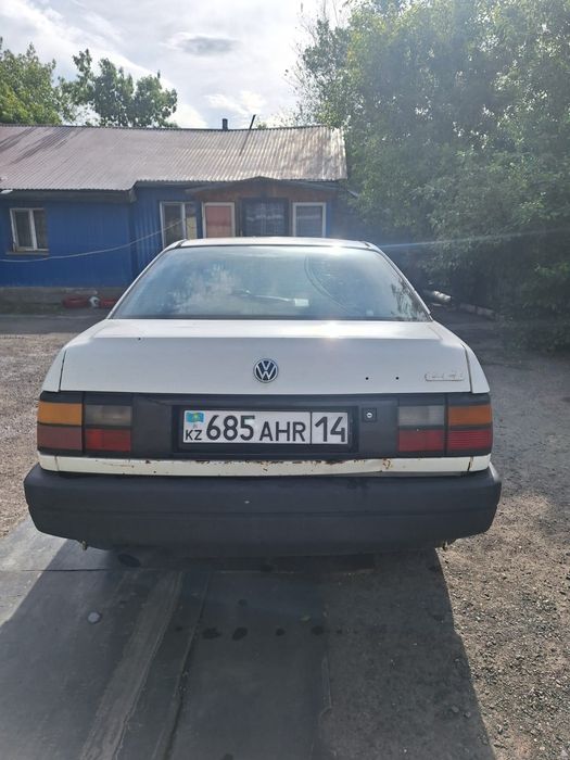Продаю пассат срочно