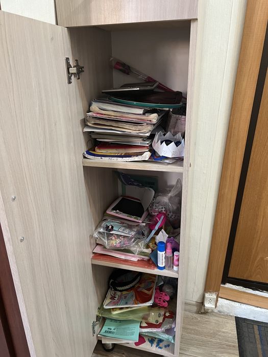 Шкафчик для книг