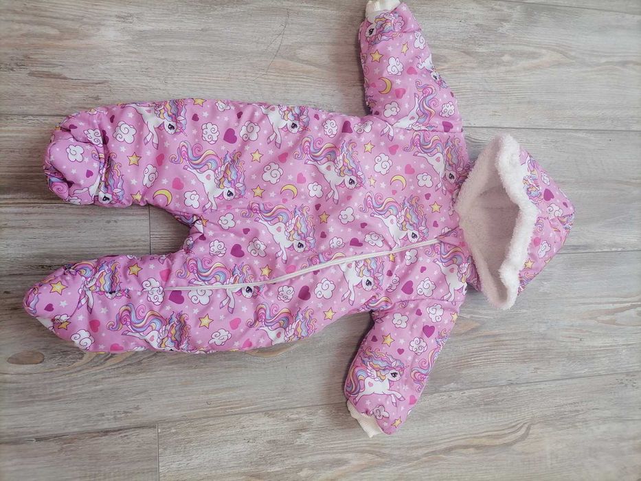 Космонавт с еднорог - 15 лева