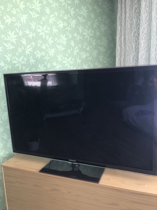 Телевизор  SAMSUNG  70000 тыс тенге