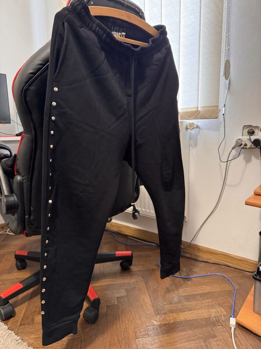 pantaloni young rich