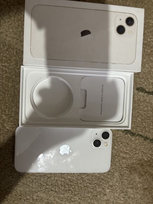 Iphone 13 в хорошем состояний