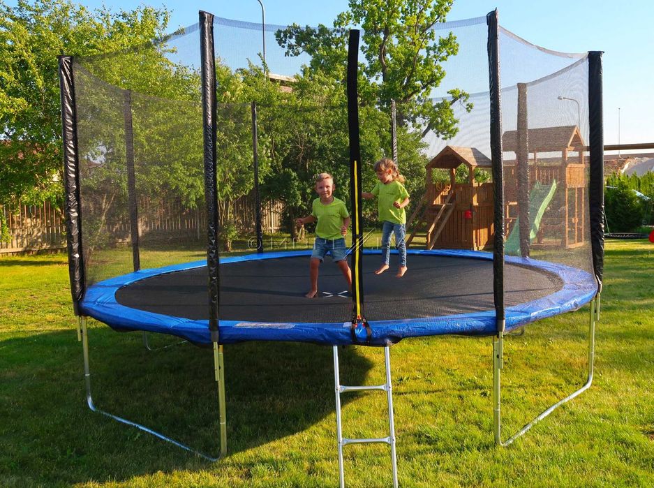 Батут с защитной сеткой для детей диаметр 366см