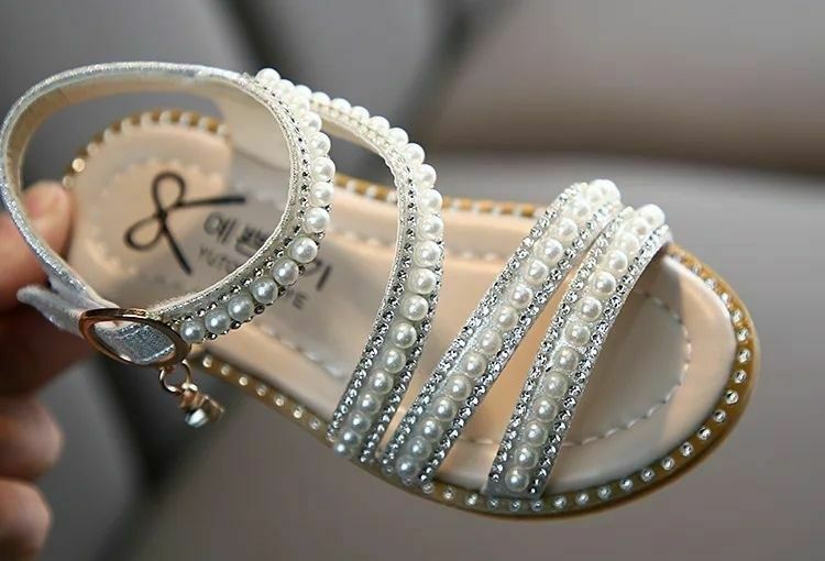 Sandale pentru fetițe