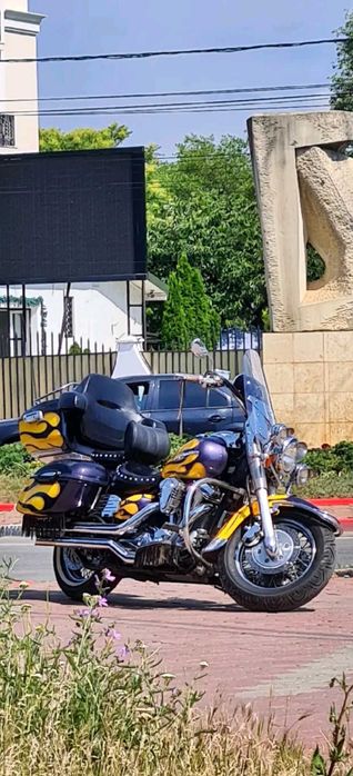Yamaha road star 1600