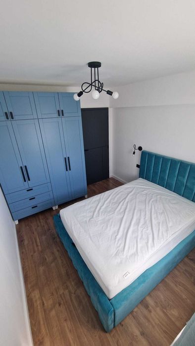 Direct de la propietar 4 camere UTA etaj 3/4 toatal renovat si mobilat