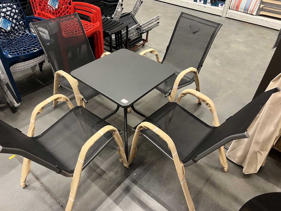 Стол метален градински