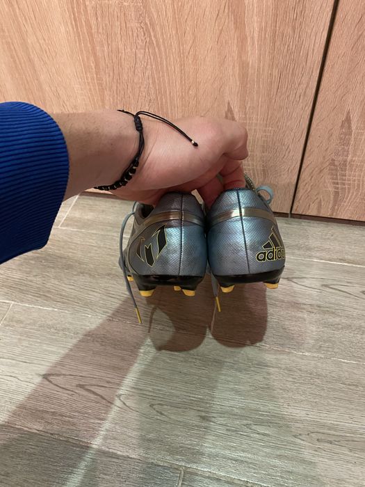 Бутонки Адидас/ Butonki Adidas