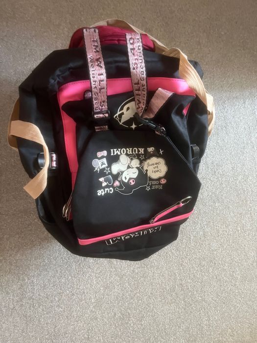 Отдам даром вещи для девочек