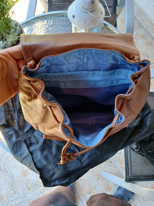 Дамскa раница от естествена кожа премиум изработка