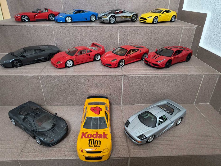 1:18 колички diecast