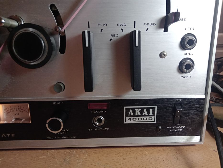 Magnetofon Akai 4000D