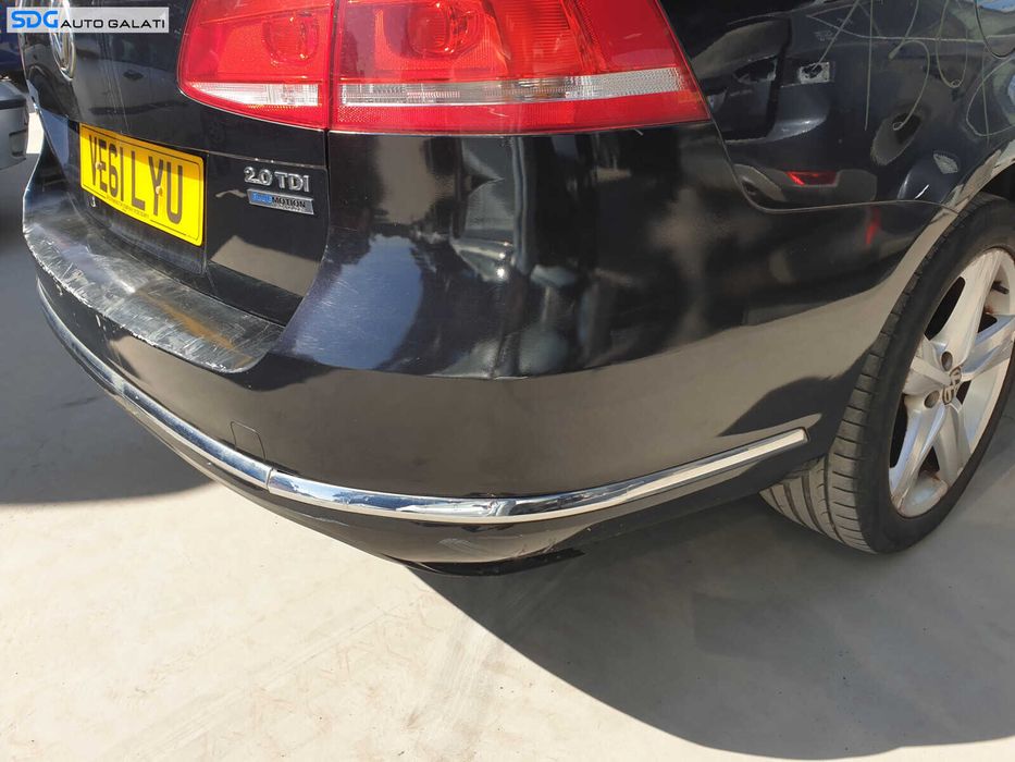 Bara Spoiler Spate FARA Locas Senzori Parcare cu Defecte Model cu Bandou Cromat Volkswagen Passat B7 Break Combi 2010 - 2015 Culoare LC9X [K2097]