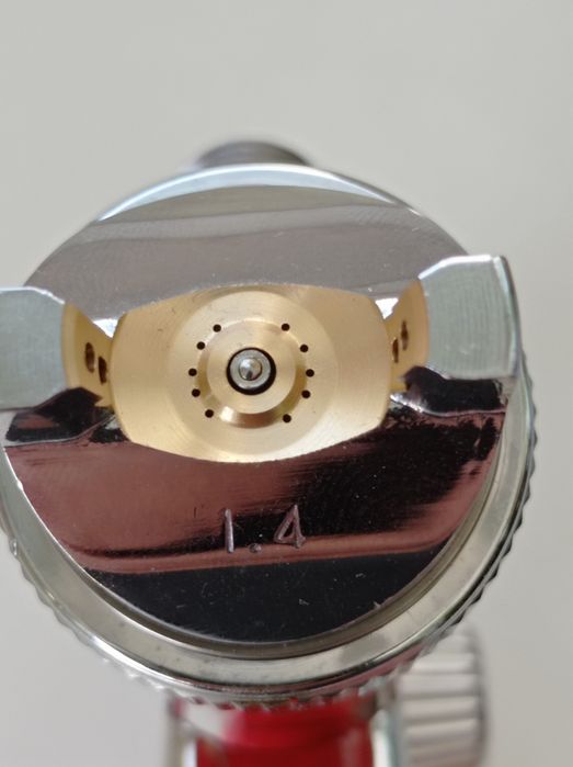 Pistol pneumatic profesional 1.4diuza