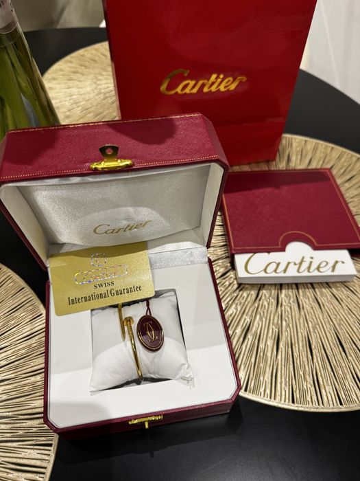 Гривна Картие унисекс