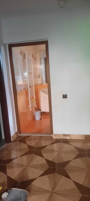 Casă de închiriat!