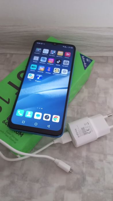 Продам срочно телефон