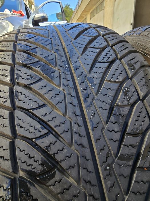 Goodyear 255/50/19