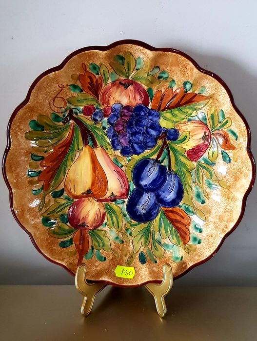Farfurii/boluri vechi din ceramică italiană