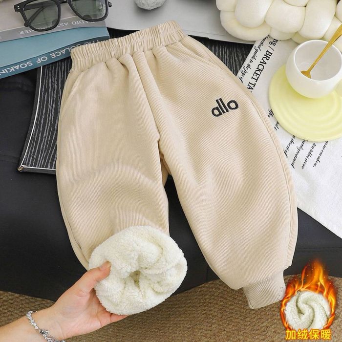 Detskiy kiyimla Xitoydan