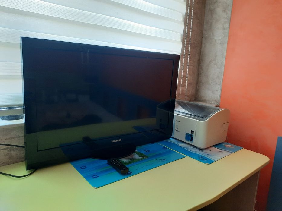 Телевизор TOSHIBA модел: 32HV10G