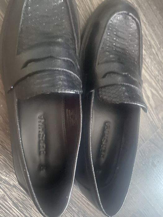 Лоуфъри дамски Bershka