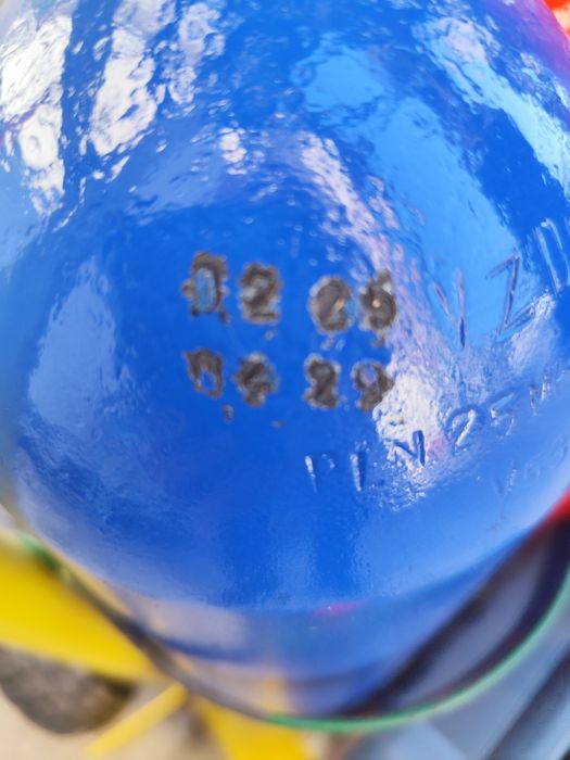 Мобилен оксижен с 2х7 литра бутилки.