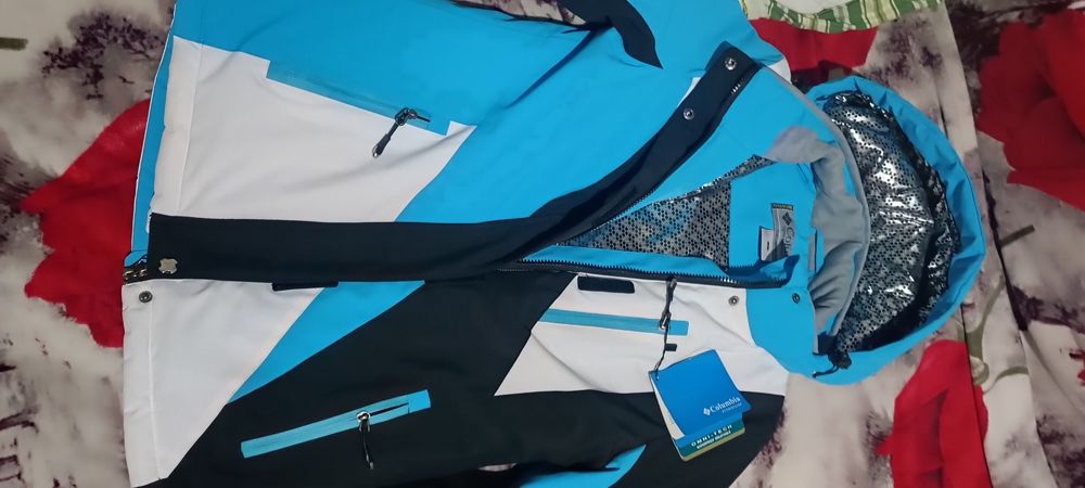 Продам зимнюю куртку