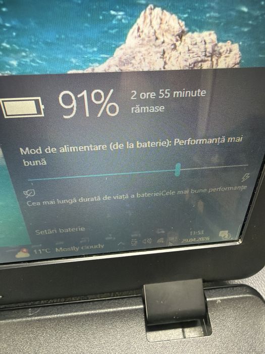 Laptop Acer Quadcore 8g 180g ssd 17 inch