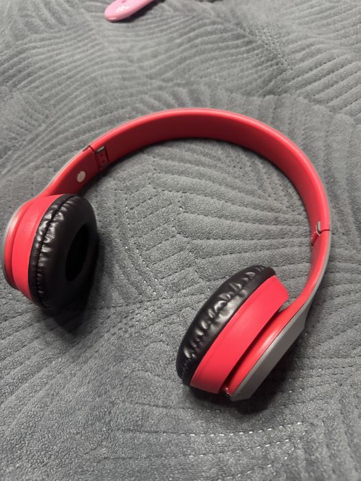 Продам наушник беспроводной