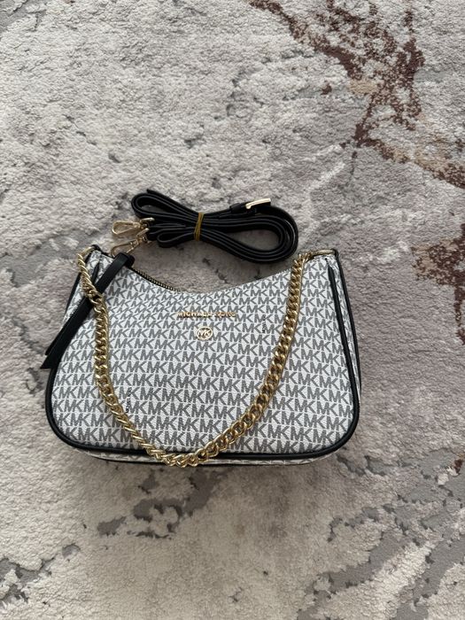 Чанти на топ цена,единични бройки