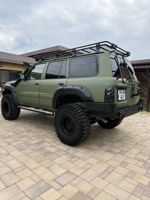 Nissan patol y61 lung autoutilitara 4 locuri