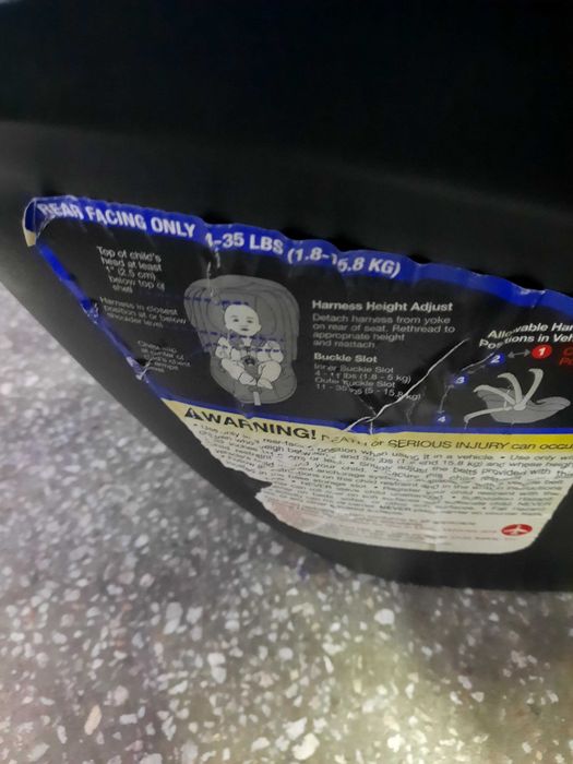 Детско столче за кола Britax като ново.