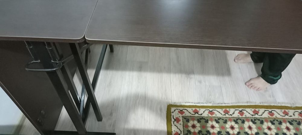 Срочно продам конверт-стол!