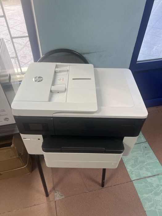 Принтер новый,продается срочно