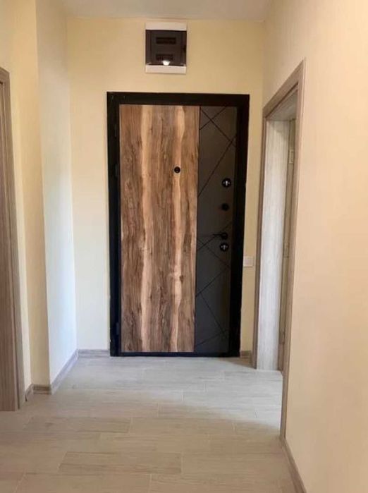 Дава се под наем Тристаен апартамент в Пловдив, Кючук Париж - 97 кв.м за 425 € - Снимка #6