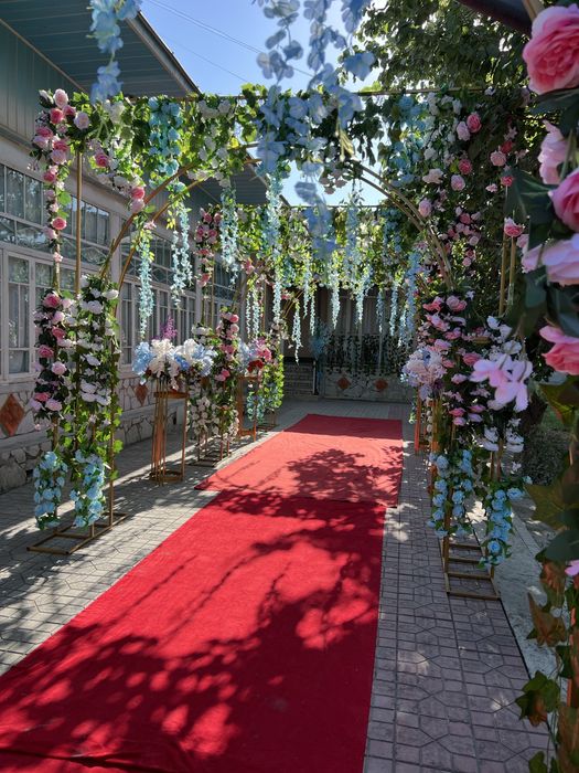 Afarmleniya sahna bezaklari xizmati to'y va yaxshi kunlar uchun